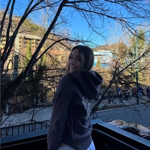 Meet your Posher, Renata